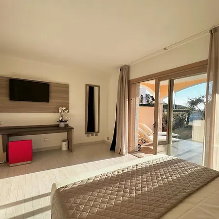 בית הארחה Con Giardino 4*